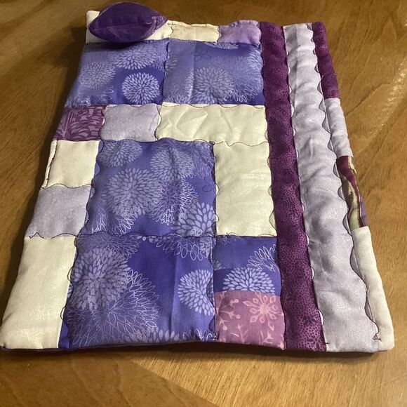 NWOT Hand Crafted Doll Quilt with Pillow - Picture 2 of 5